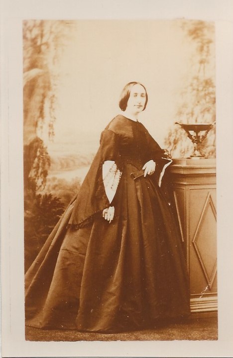 Marie Souquet-Basiège épose d'Ami-Jean Bourdillon